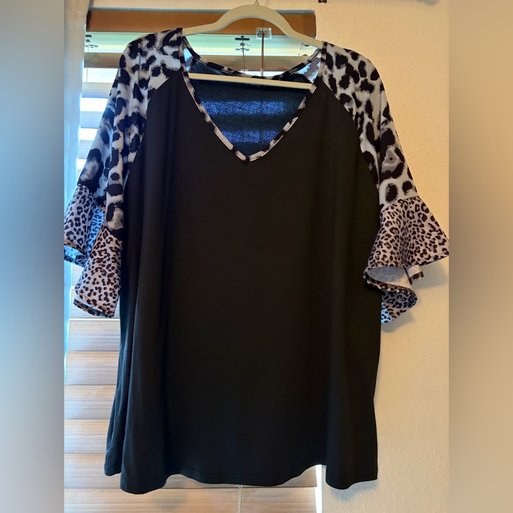Animal Print Women's Top 2XL - Picture 6 of 8